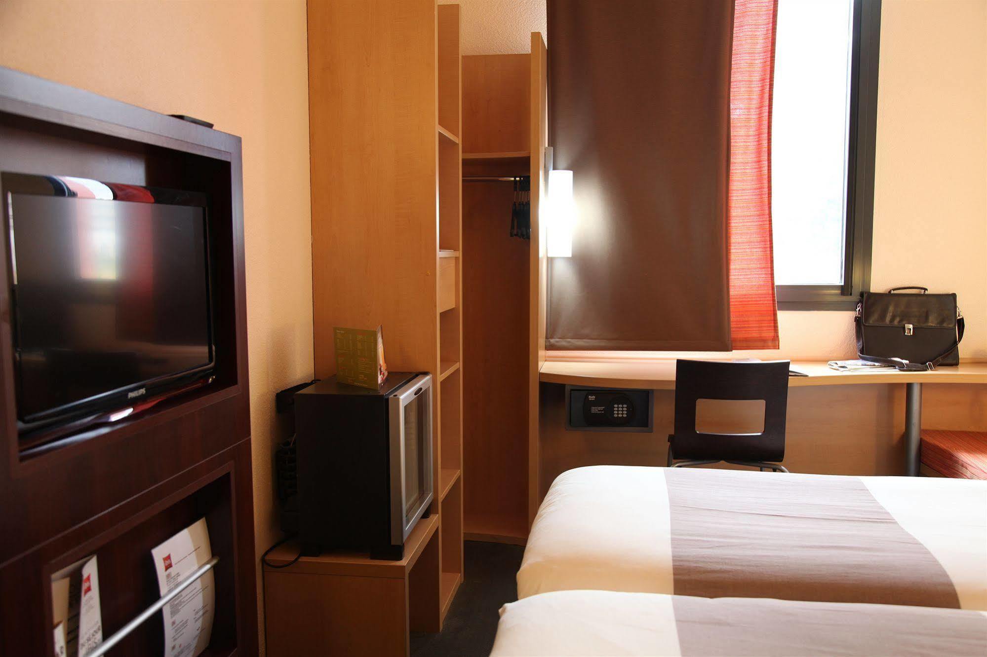 Готель Ibis Styles Дакар Екстер'єр фото